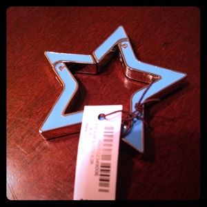 Henri Bendel fashion star keyfob and scarf holder